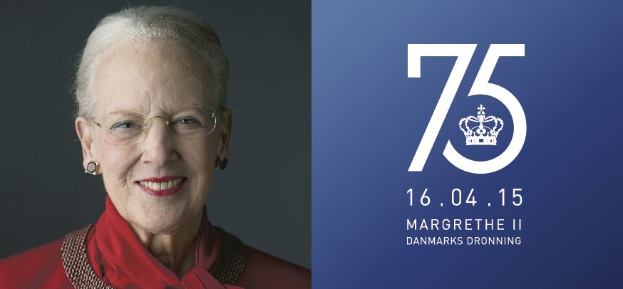 Dronning Margrethe 75 års jubilæumslogo af grafiker Poul Bjørn og Fotograf er Torben Eskerod.